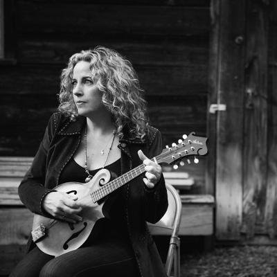 Signature Sounds Presents: Amy Helm at the Shea 